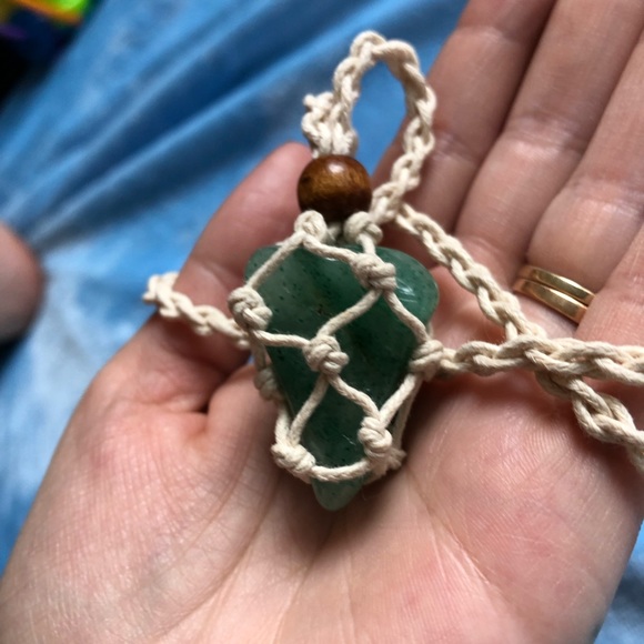 New green strawberry Quartz hand made necklace exchangeable stones! - Picture 7 of 17